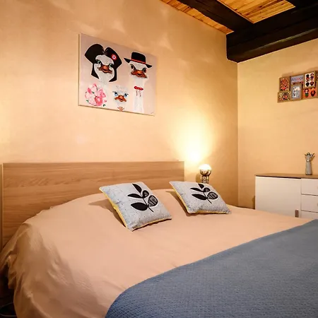 Apartment Le Nain Rouge